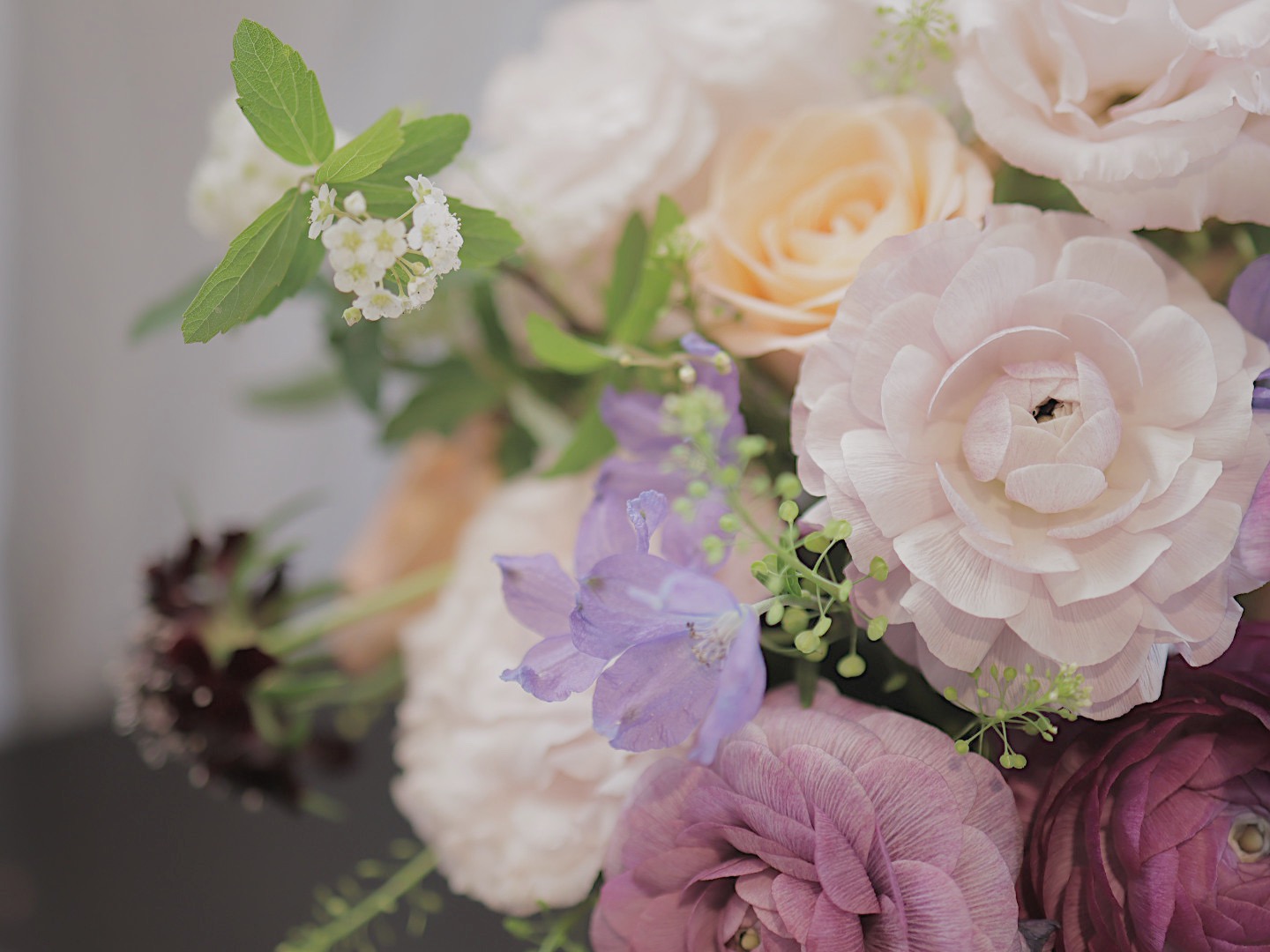 One Flower 溫暖的工作室環境